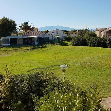 Cadre Verdoyant Proche Pour Ce T2 Avec Terrasse - 4car113 * Saint-Cyprien (Pyrenees-Orientales)