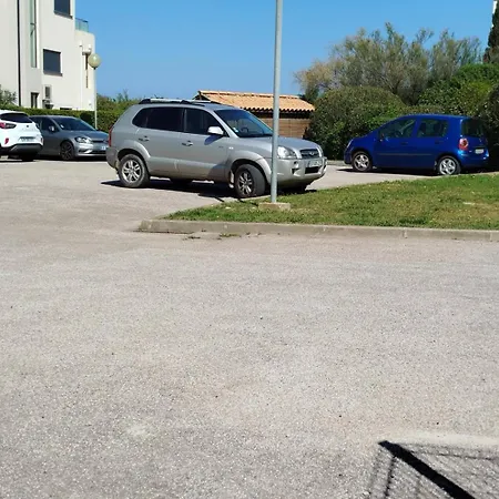 公寓 Cadre Verdoyant Proche Pour Ce T2 Avec Terrasse - 4car113 *